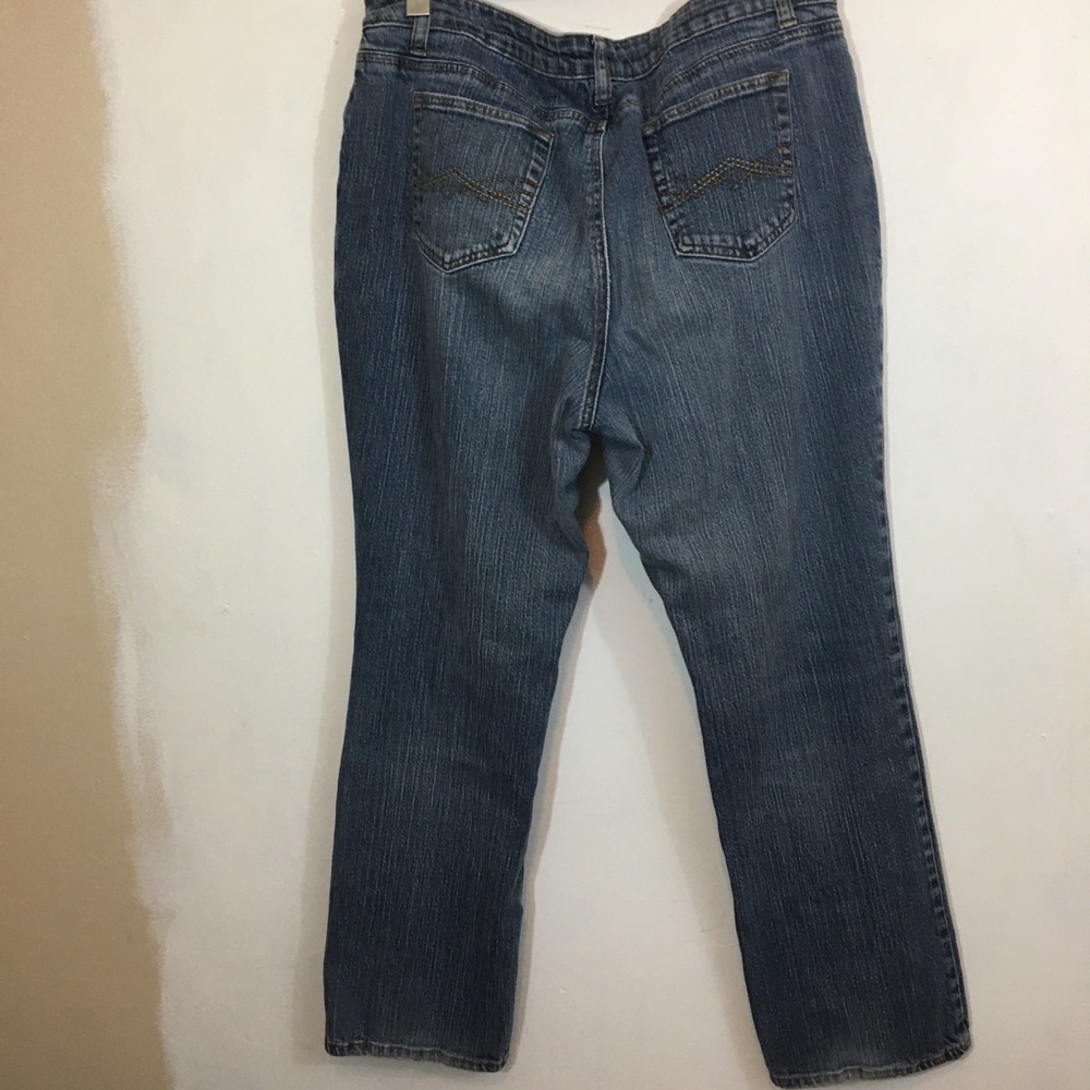 Jeans - Picture 5 of 6